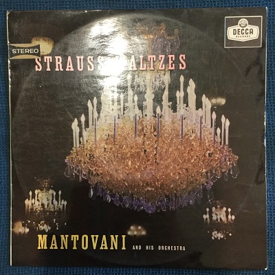 Mantovani and his Orchestra - Strauss Waltzes